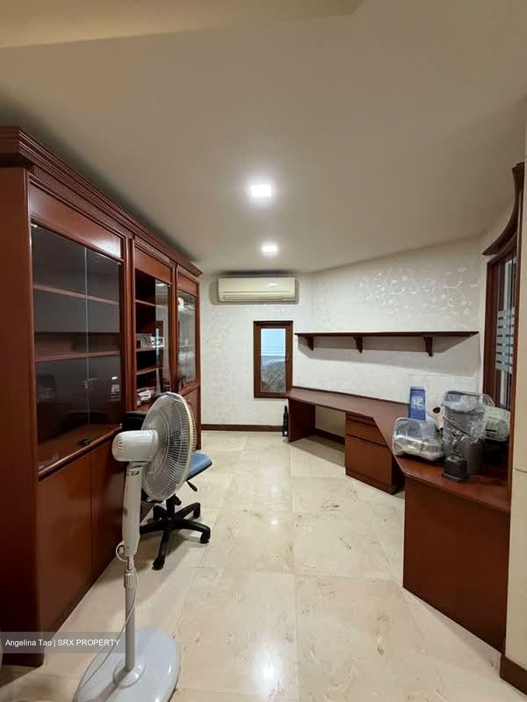 Hawaii Tower (D15), Condominium #557742481